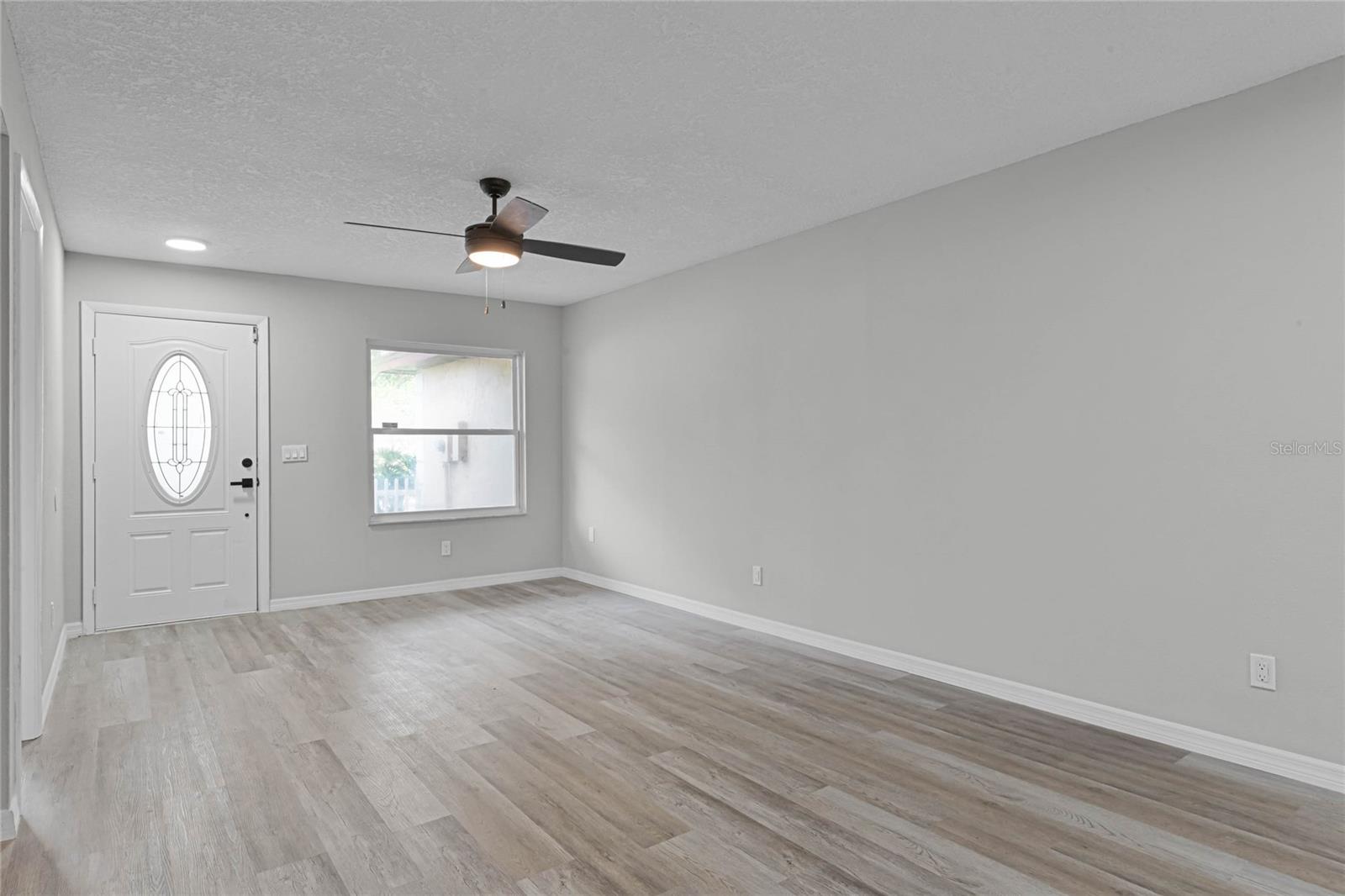 Image 4 of 18 For 1067 Sophie Boulevard