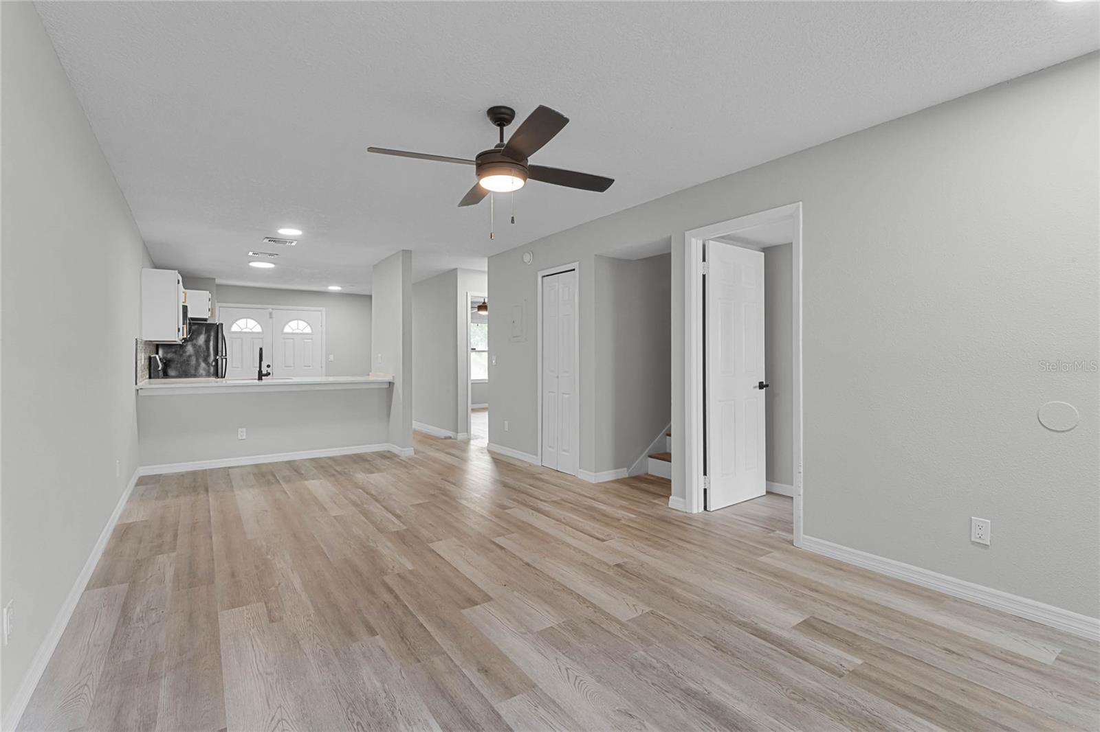 Image 6 of 18 For 1067 Sophie Boulevard