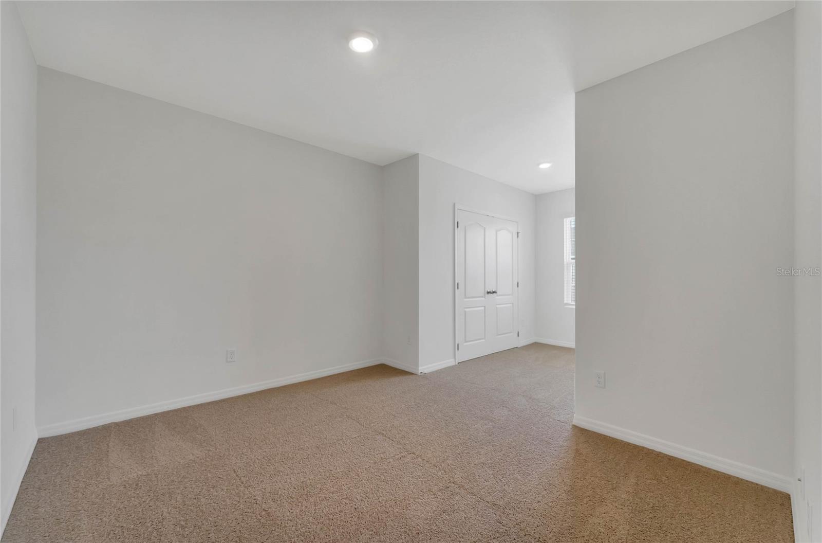 Image 11 of 23 For 1117 Blue Jay Drive