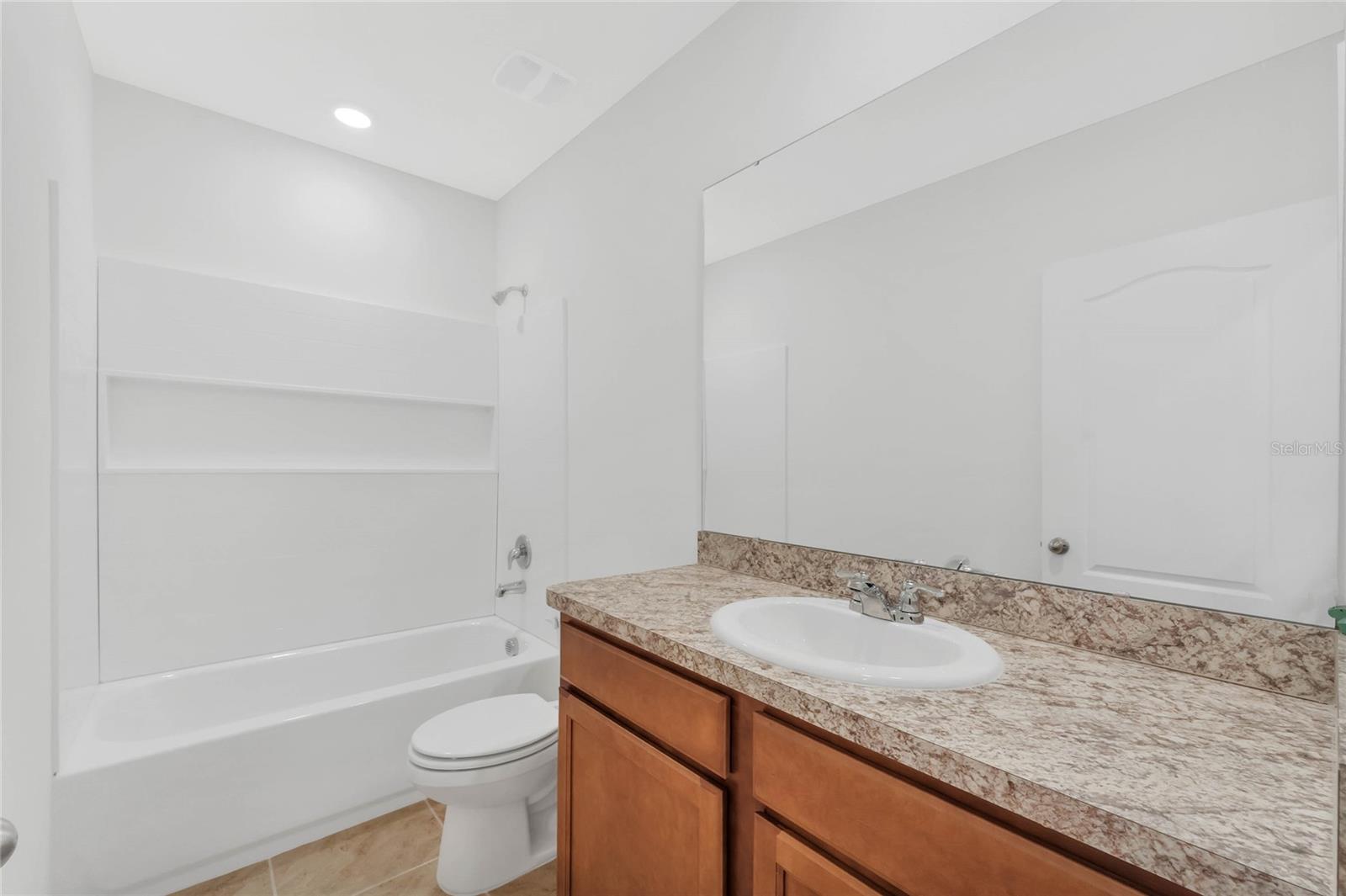 Image 13 of 23 For 1117 Blue Jay Drive