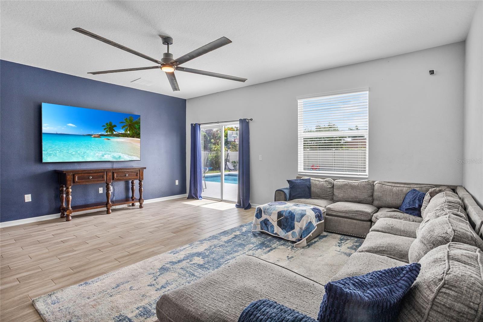 Image 16 of 55 For 4491 Holstein Street