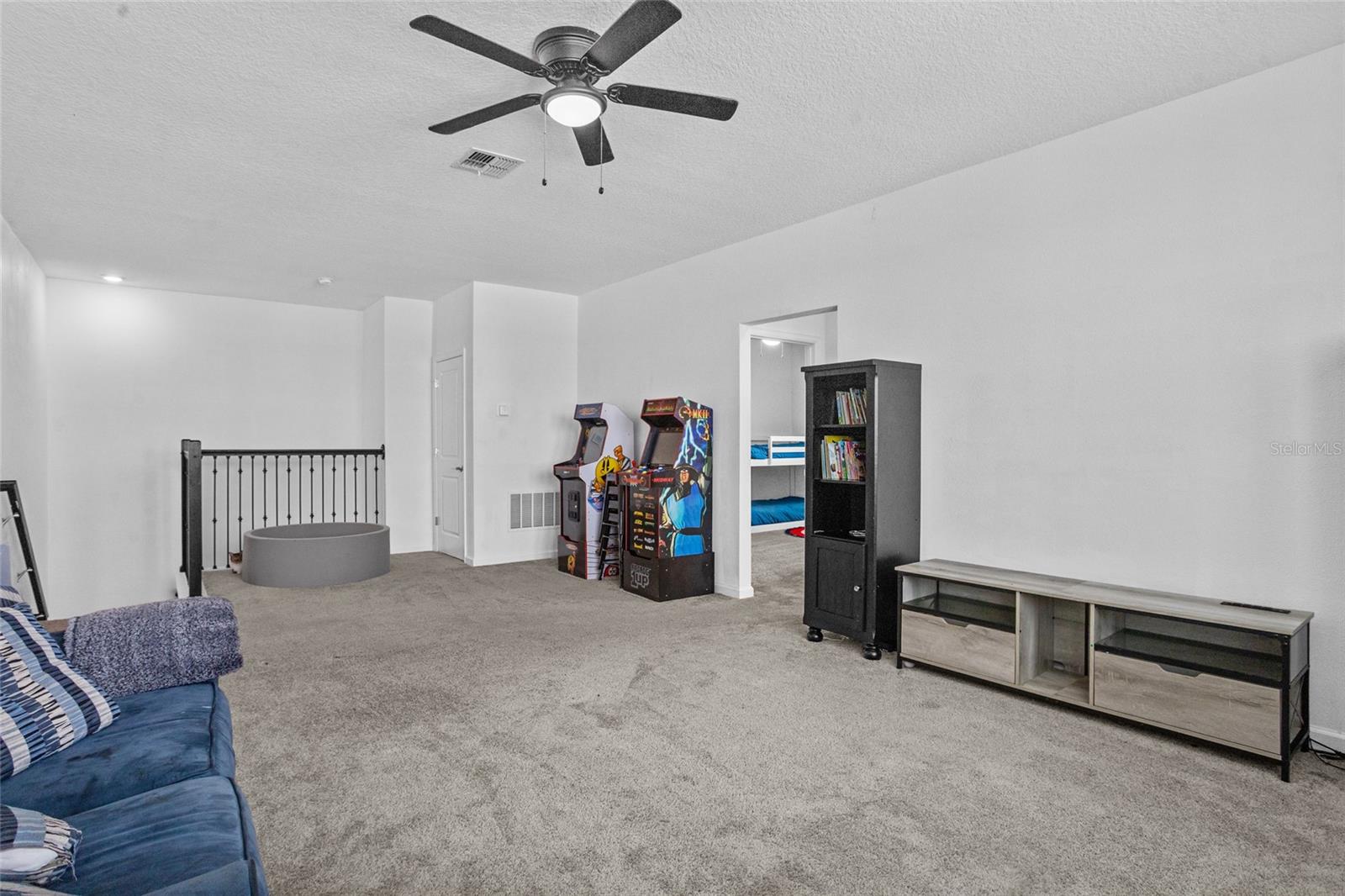 Image 19 of 55 For 4491 Holstein Street