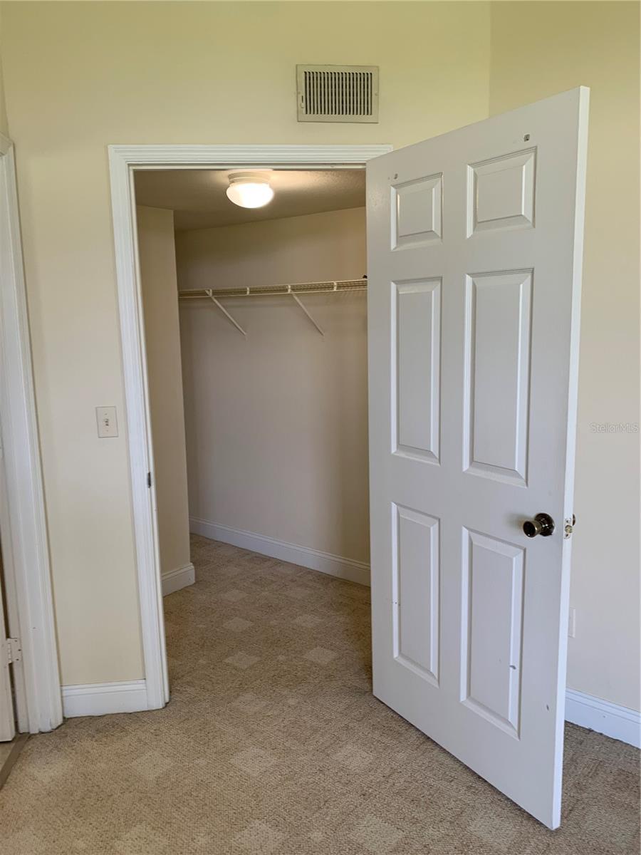 Image 21 of 36 For 7340 Westpointe Boulevard 320
