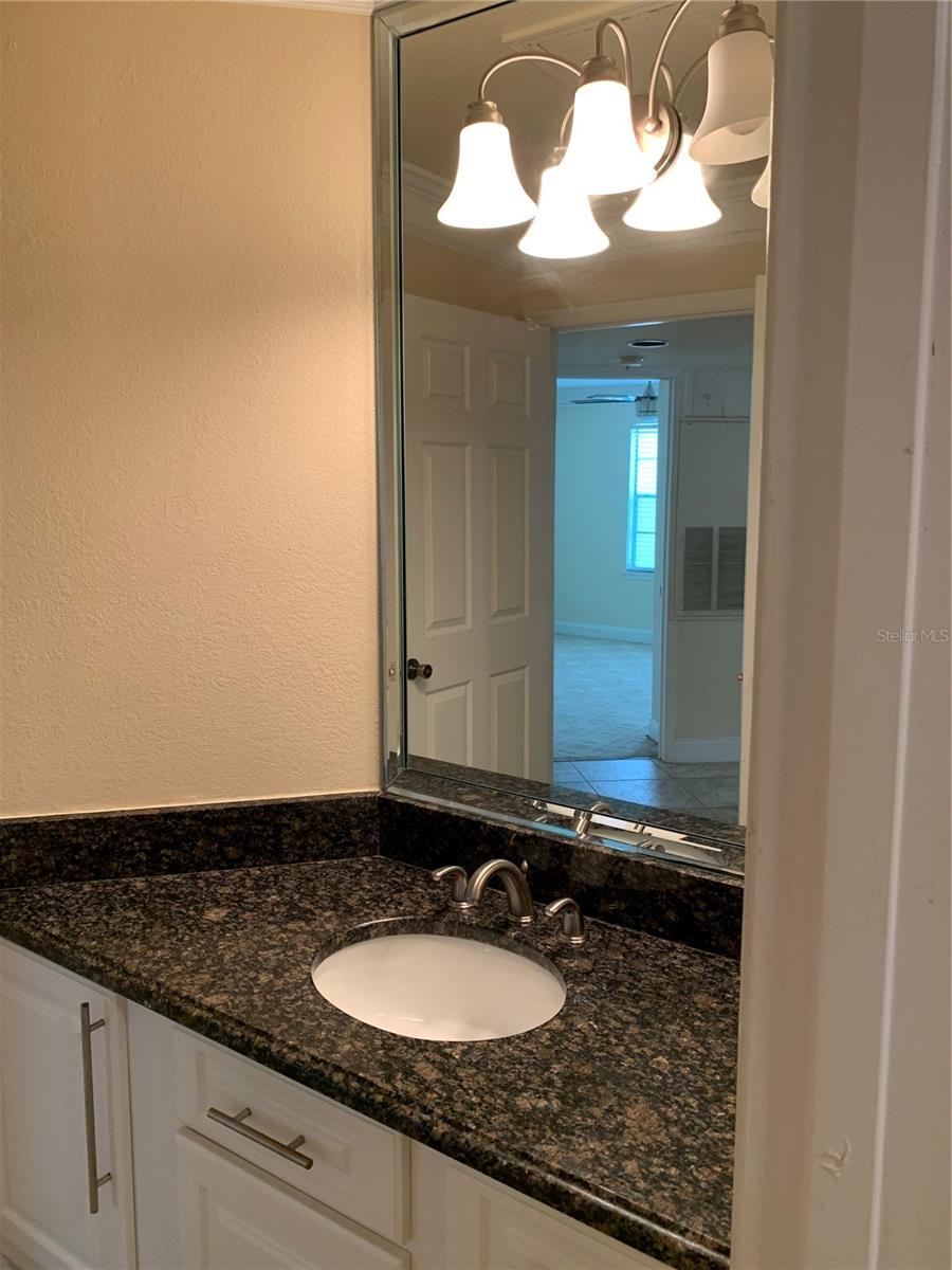Image 30 of 36 For 7340 Westpointe Boulevard 320