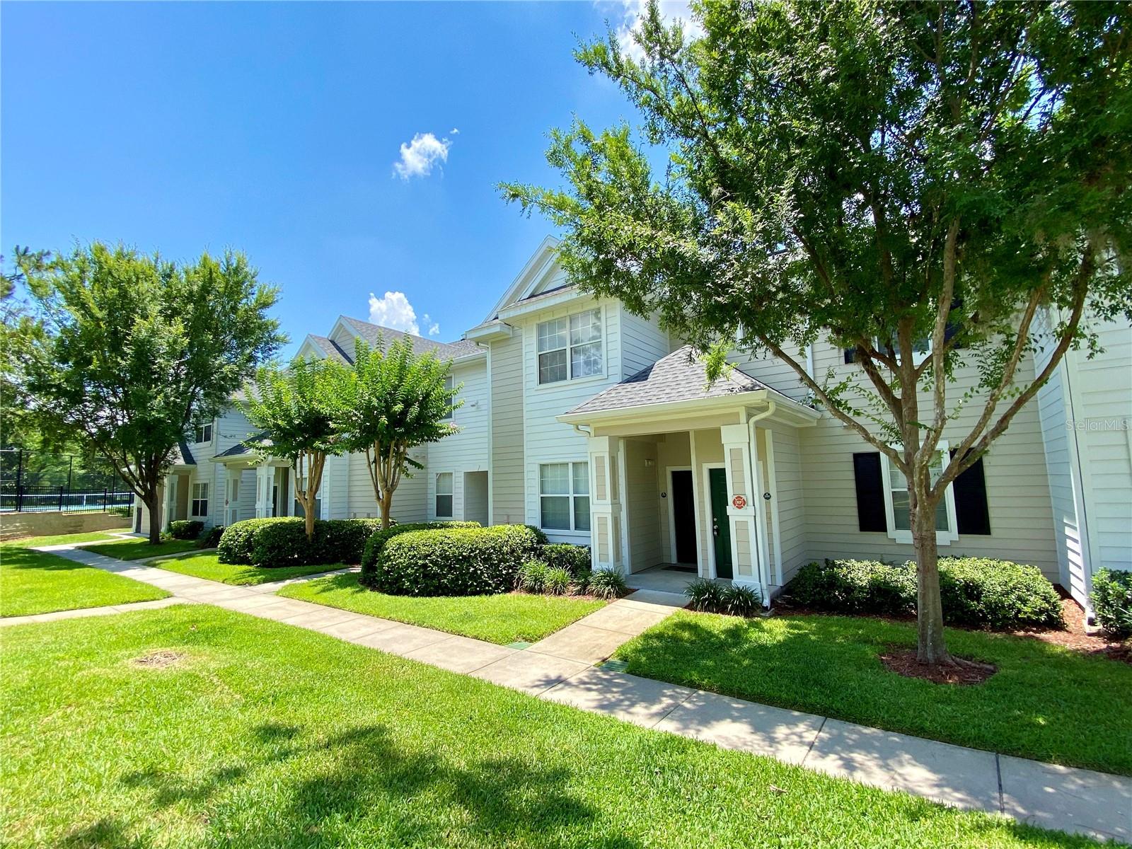 Image 12 of 13 For 303 Southern Pecan Circle 206
