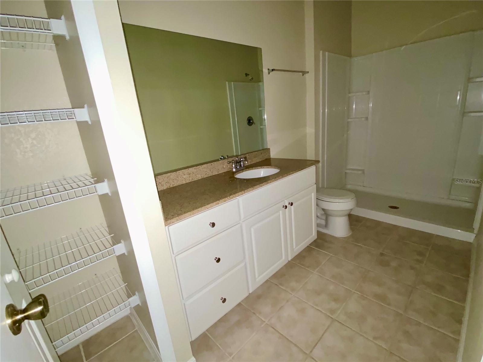 Image 8 of 13 For 303 Southern Pecan Circle 206