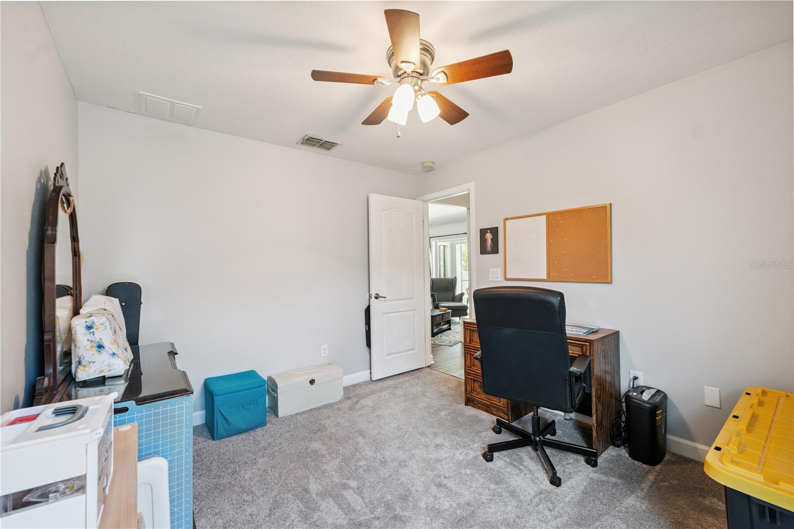 Listing photo id 18 for 12426 Jillian Circle