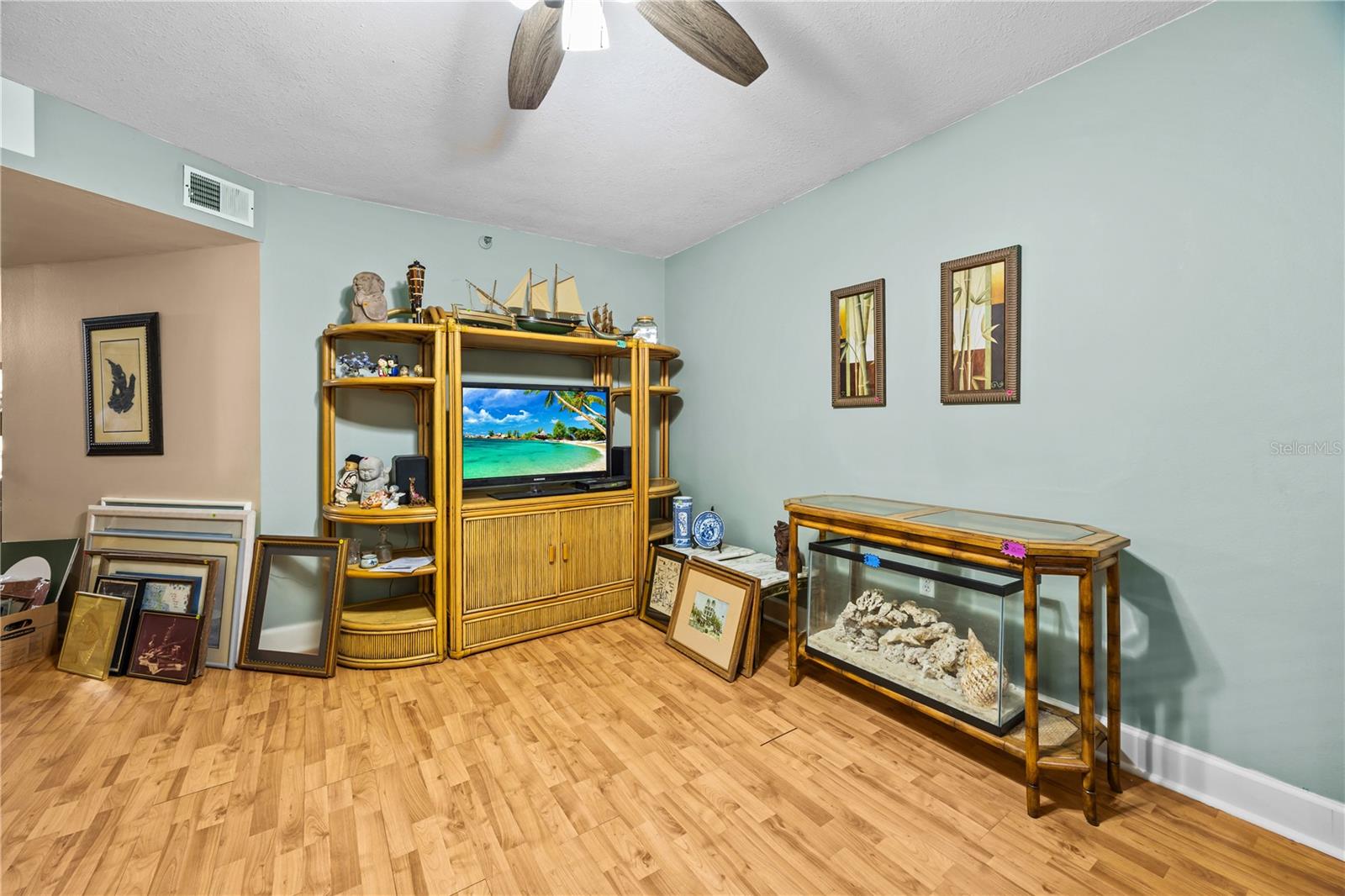 Image 12 of 39 For 1166 Carmel Circle 110