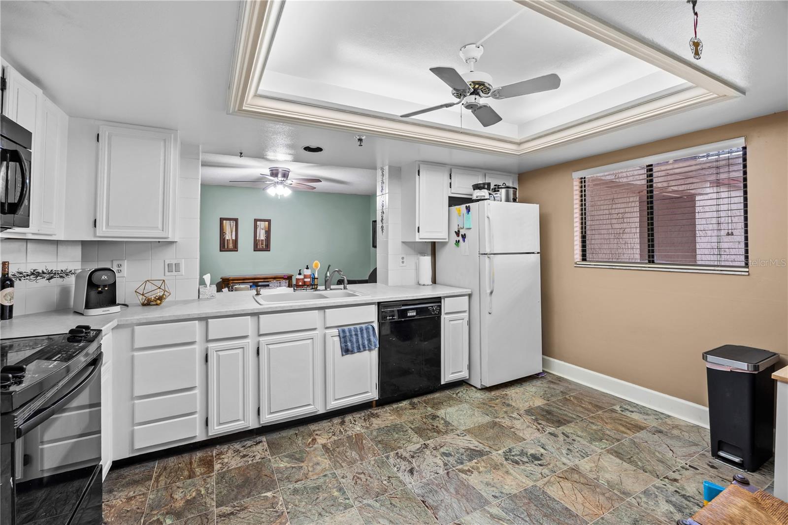 Image 8 of 39 For 1166 Carmel Circle 110