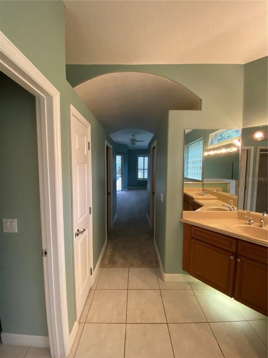 Image 32 of 70 For 1461 Glenheather Drive