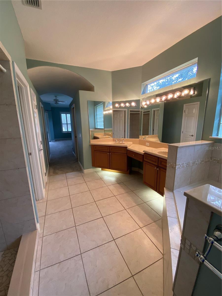 Image 33 of 70 For 1461 Glenheather Drive