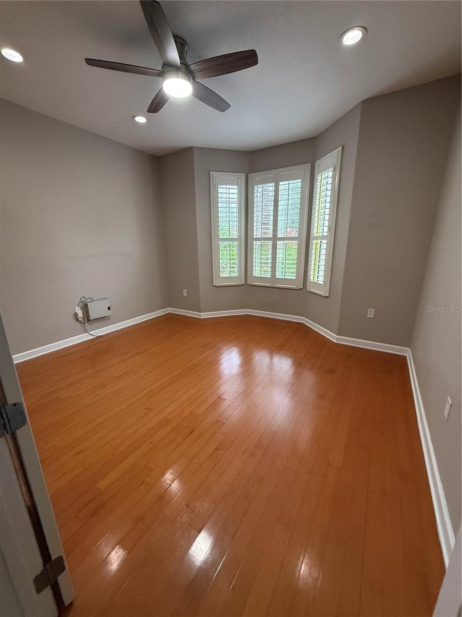 Image 41 of 70 For 1461 Glenheather Drive