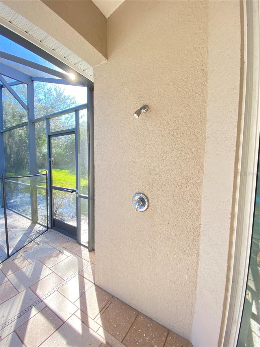 Image 54 of 70 For 1461 Glenheather Drive