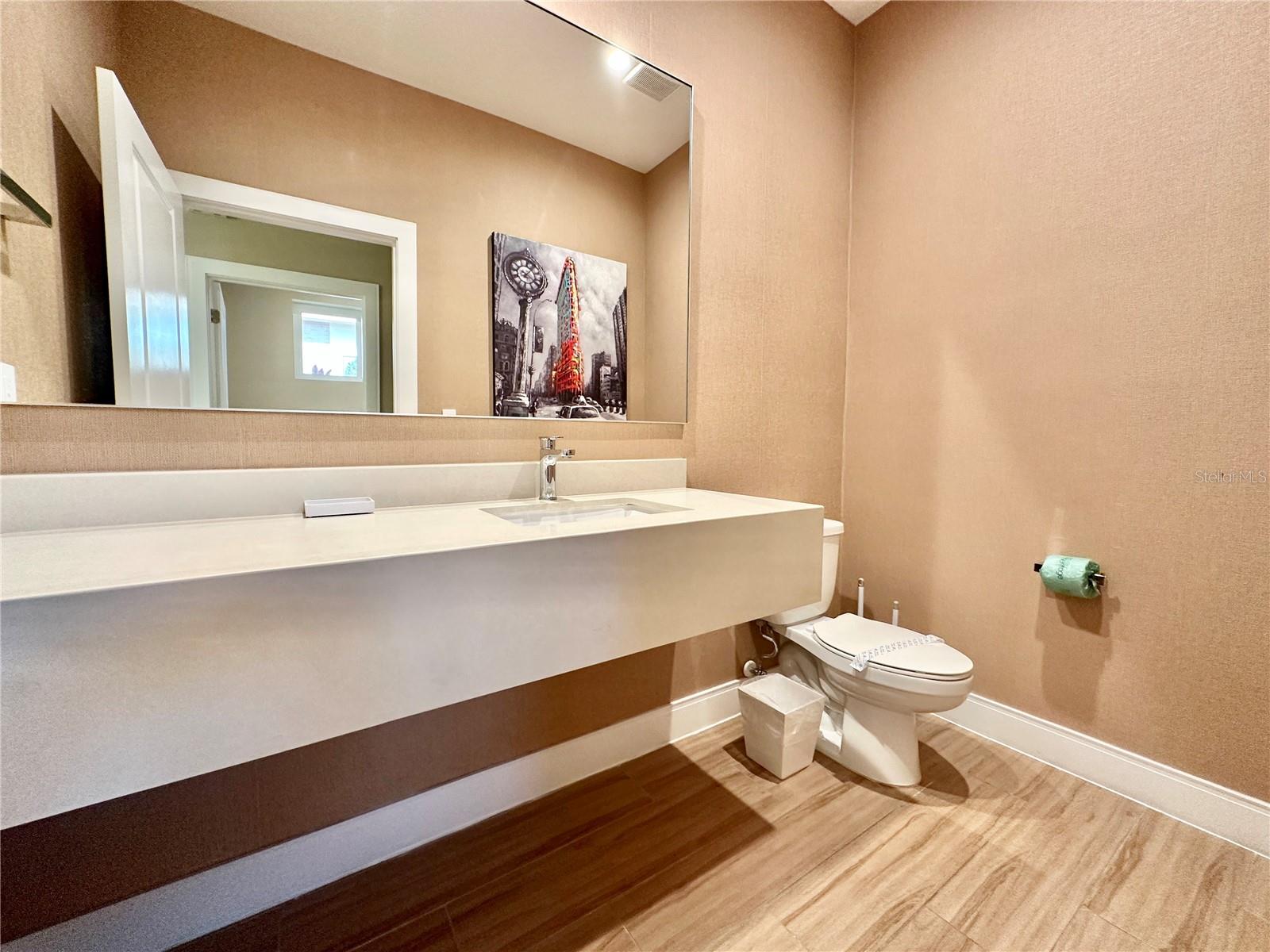 Image 10 of 45 For 7533 Brooklyn Drive
