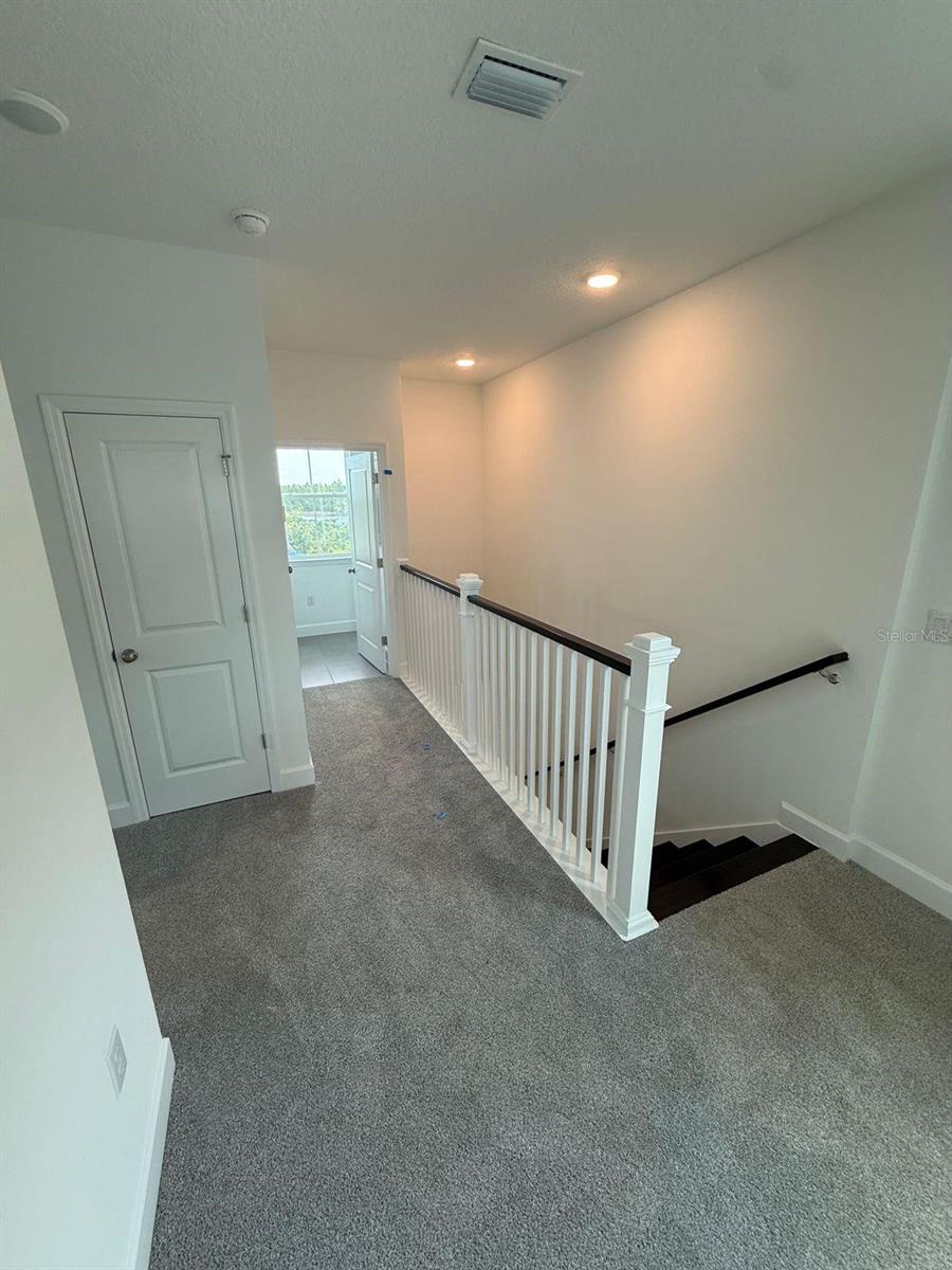 Image 11 of 27 For 15144 Field Daisy Drive