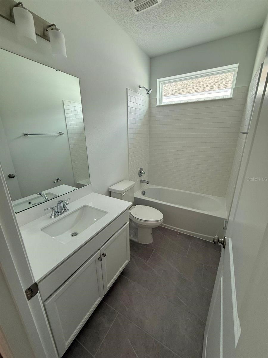 Image 12 of 27 For 15144 Field Daisy Drive