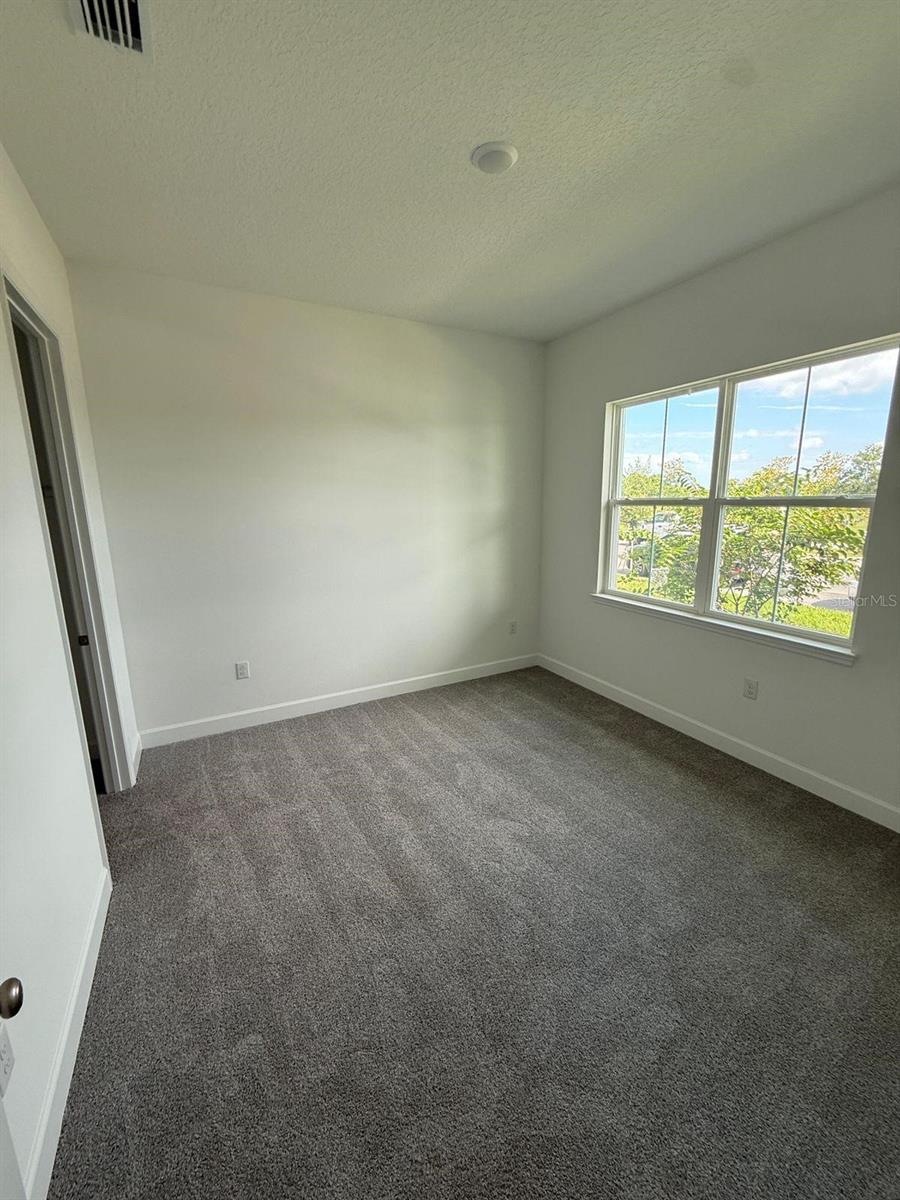 Image 22 of 27 For 15144 Field Daisy Drive
