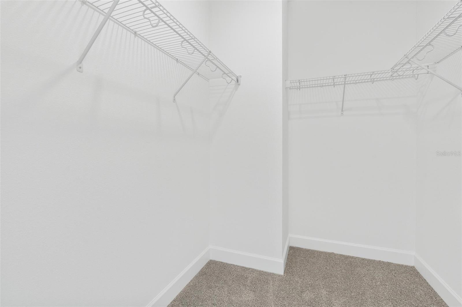 Image 31 of 36 For 15144 Field Daisy Drive