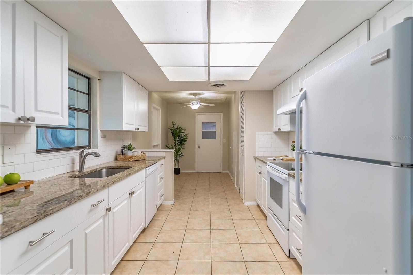 Image 11 of 23 For 1768 Hudson Circle S