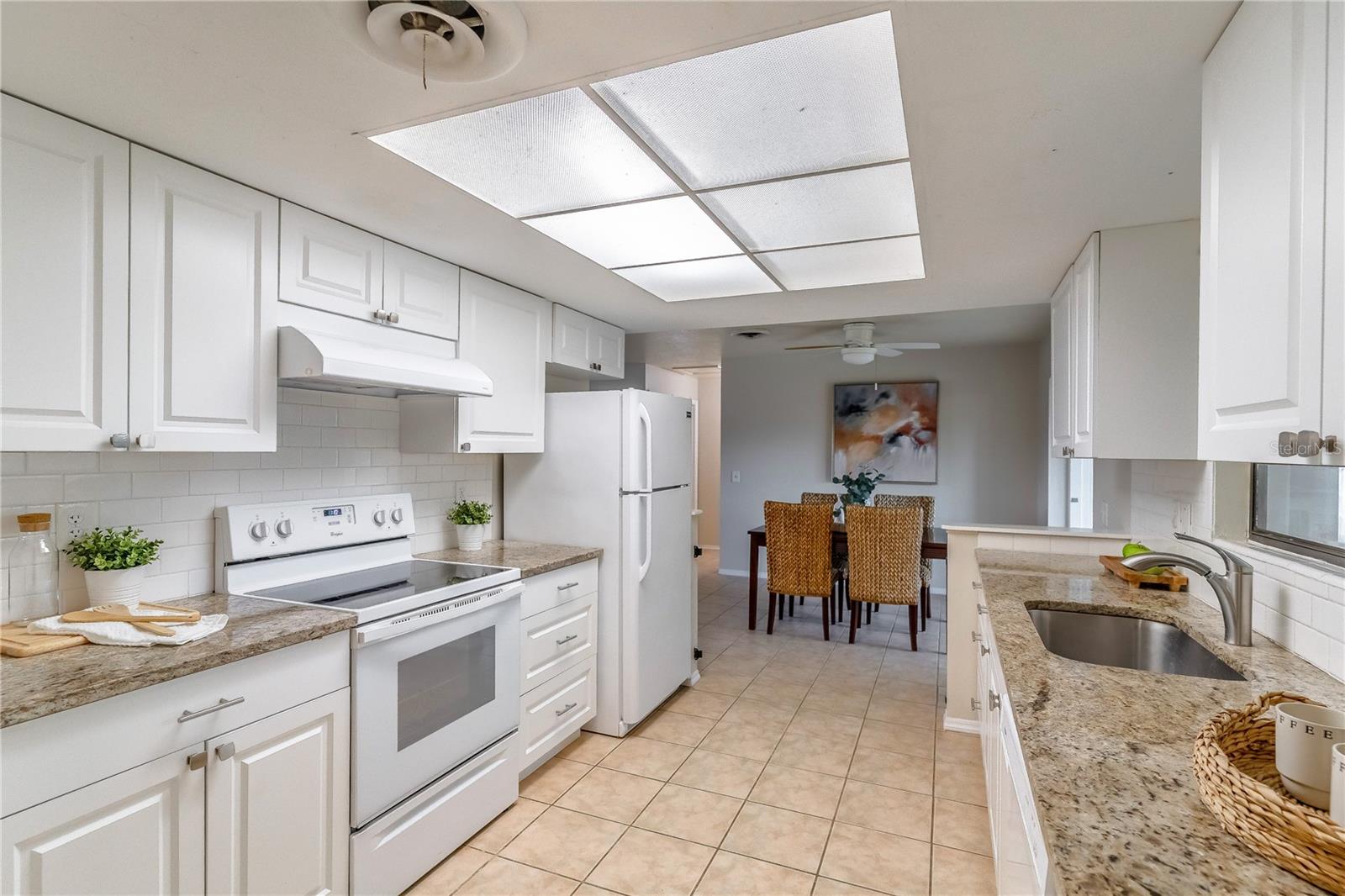 Image 14 of 23 For 1768 Hudson Circle S