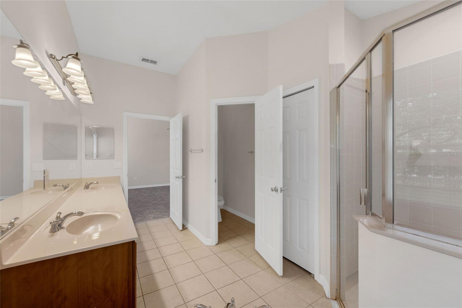 Image 13 of 44 For 2534 Double Tree Place