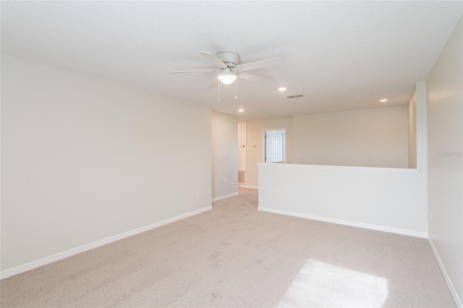 Image 18 of 36 For 3840 Fescue Street