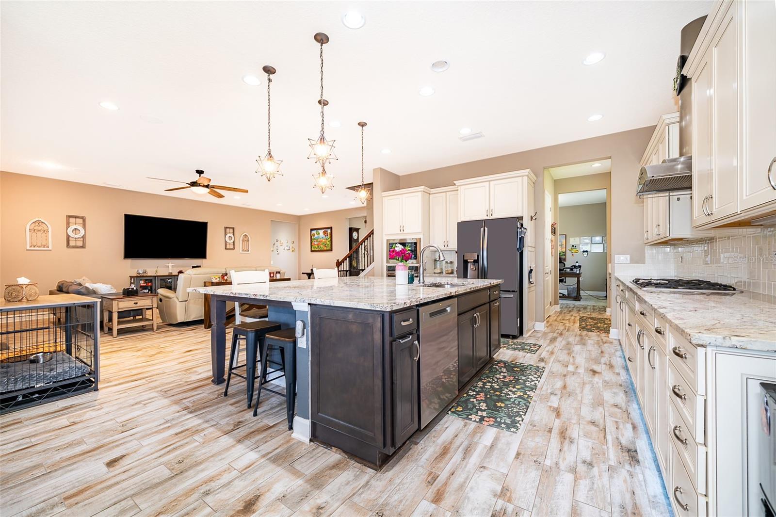 Image 11 of 44 For 3546 Mediterra Drive