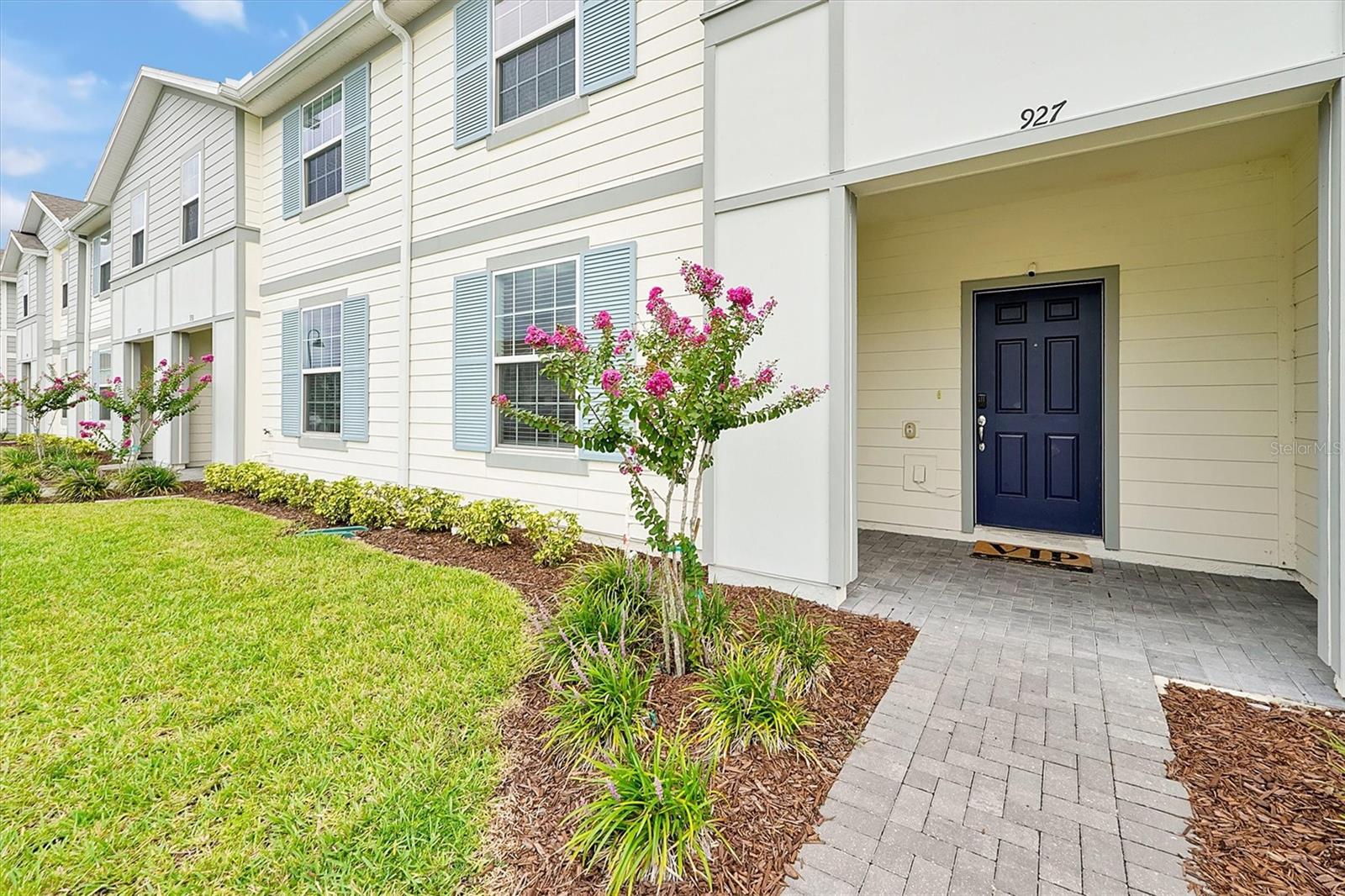 Details for 927 Paradise Drive, DAVENPORT, FL 33897