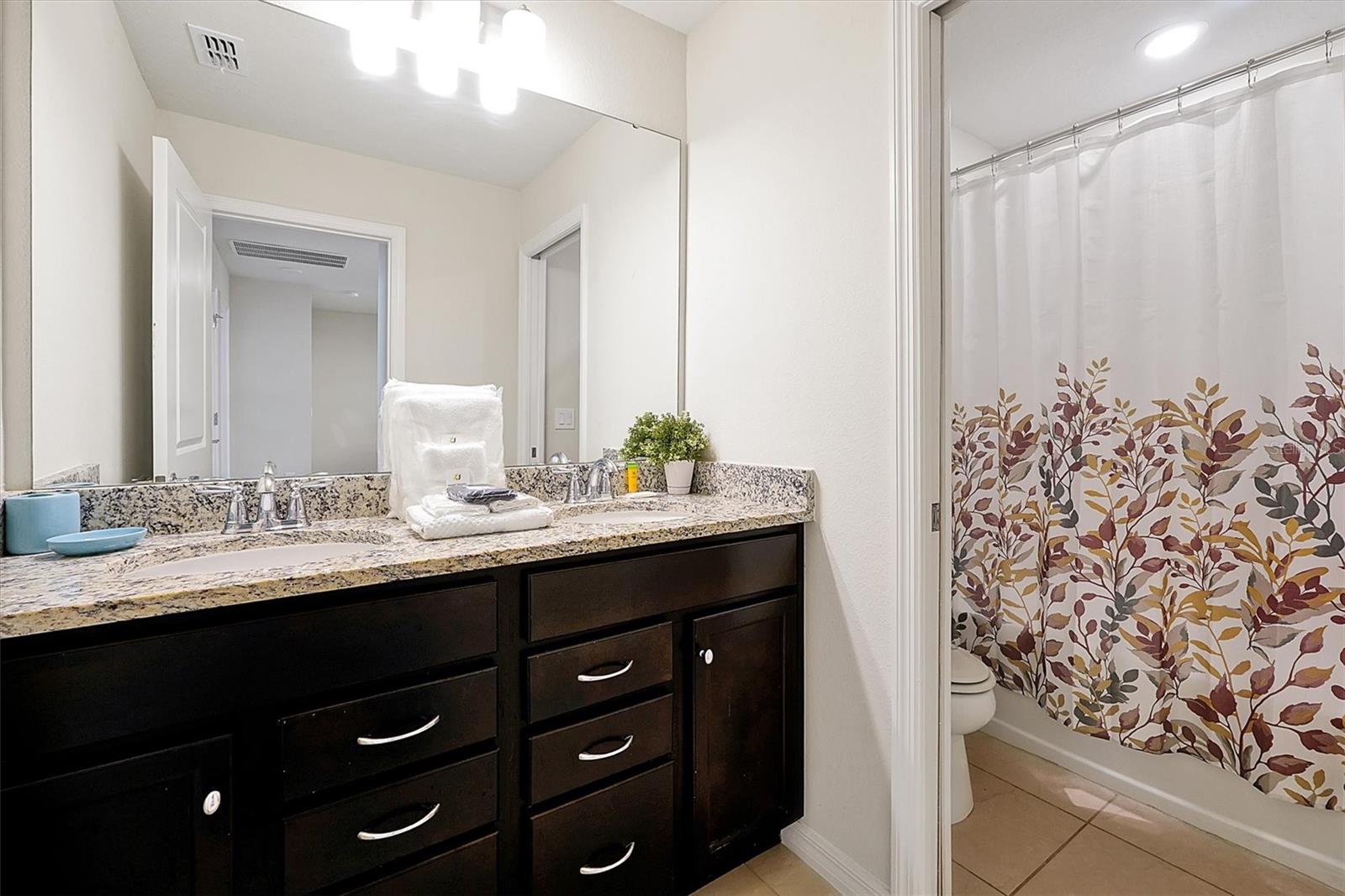 Image 42 of 71 For 927 Paradise Drive