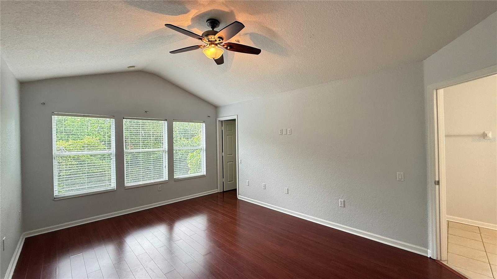 Image 15 of 30 For 6852 Hochad Drive
