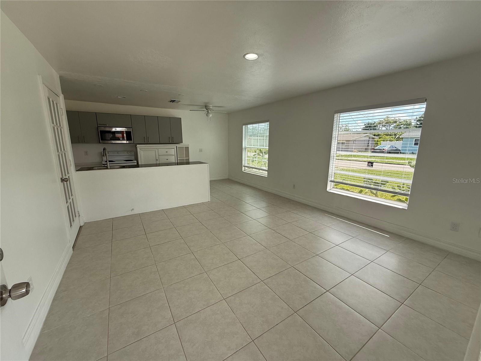 Image 2 of 17 For 328 Observatory Drive