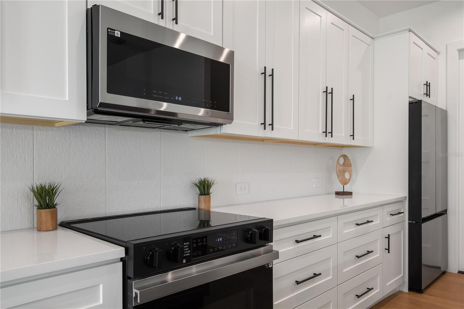 Image 21 of 45 For 1840 Biscayne Drive