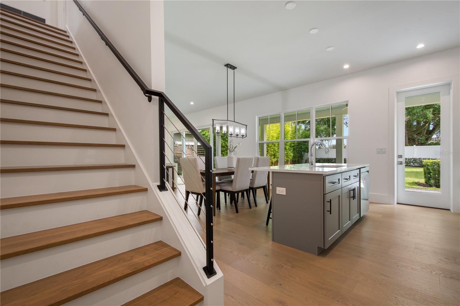 Image 22 of 45 For 1840 Biscayne Drive