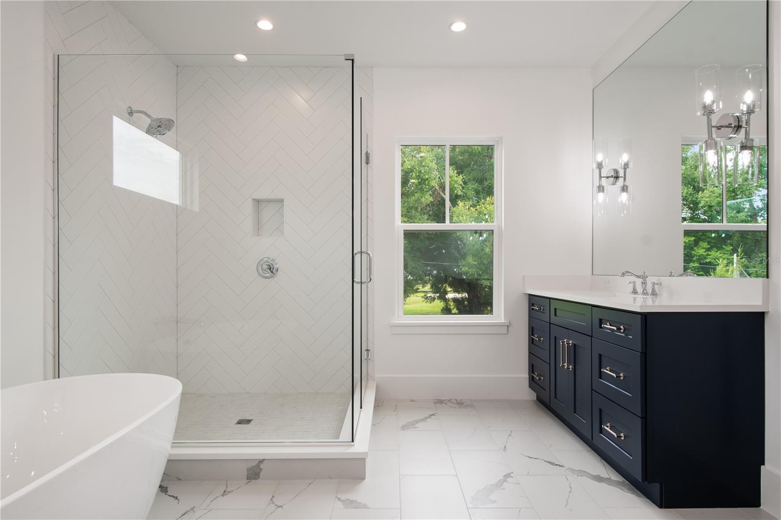 Image 27 of 45 For 1840 Biscayne Drive