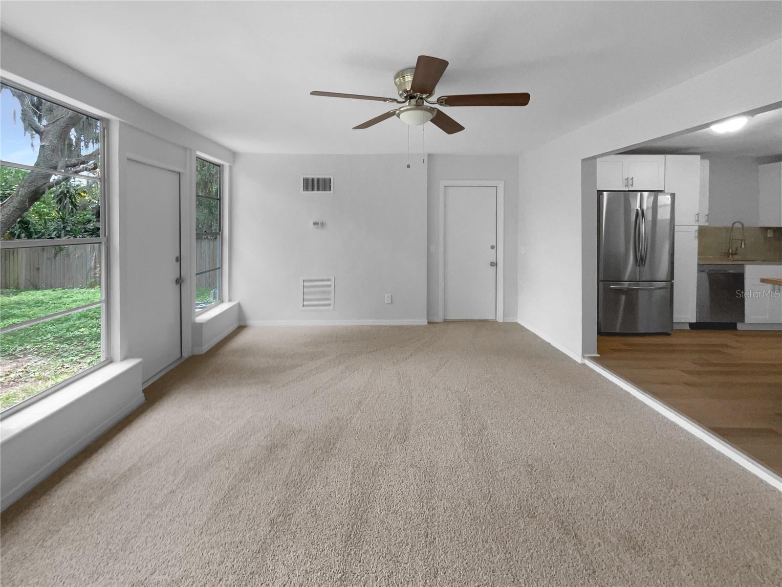 Image 15 of 23 For 425 Riverhills Drive