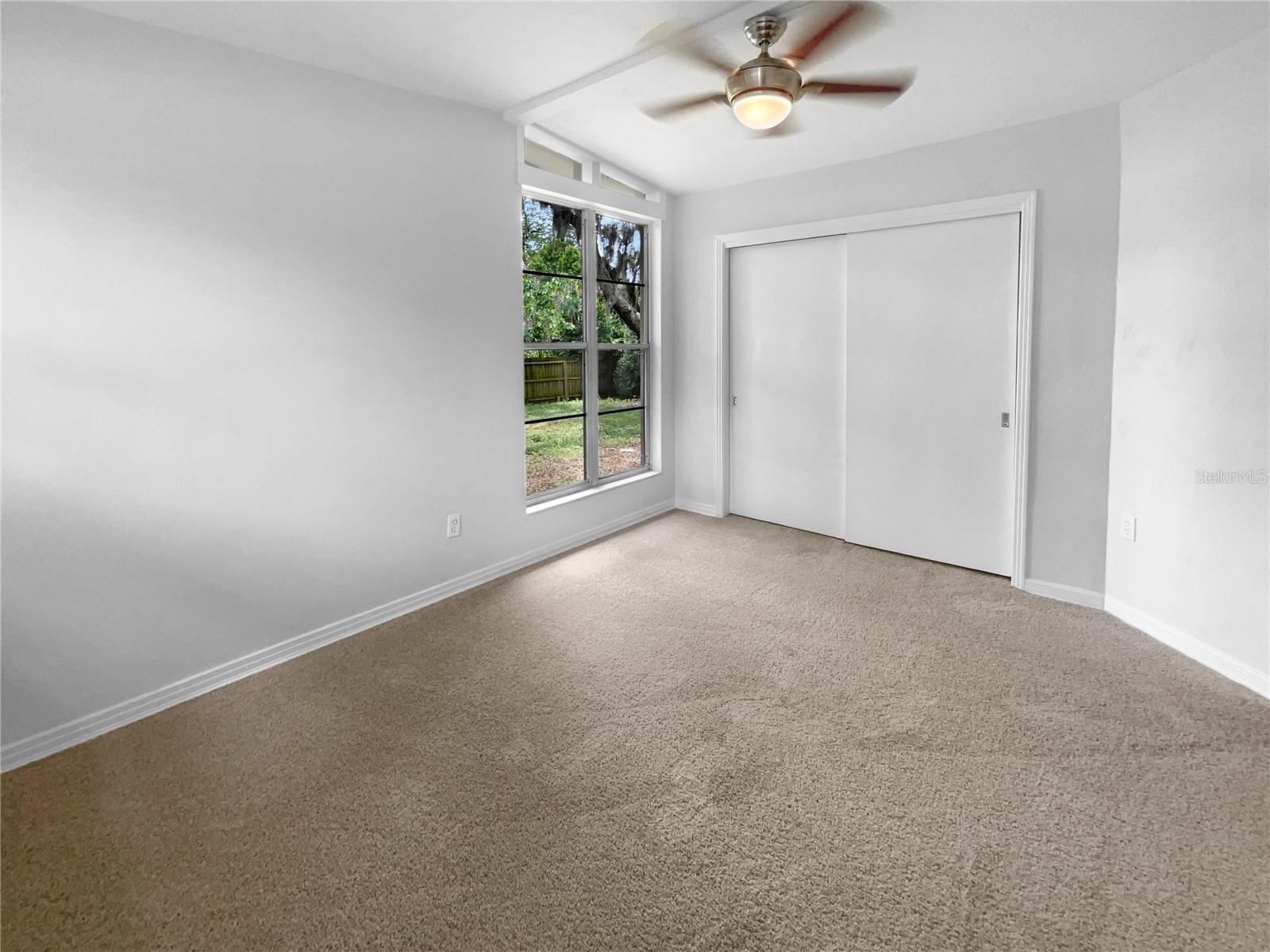 Image 20 of 23 For 425 Riverhills Drive