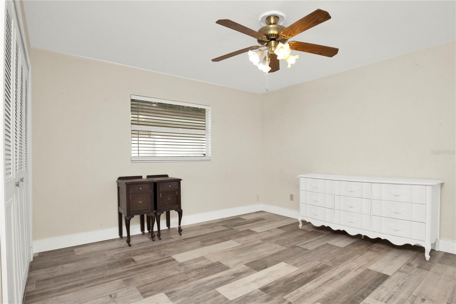 Image 31 of 42 For 346 Elkhorn Court