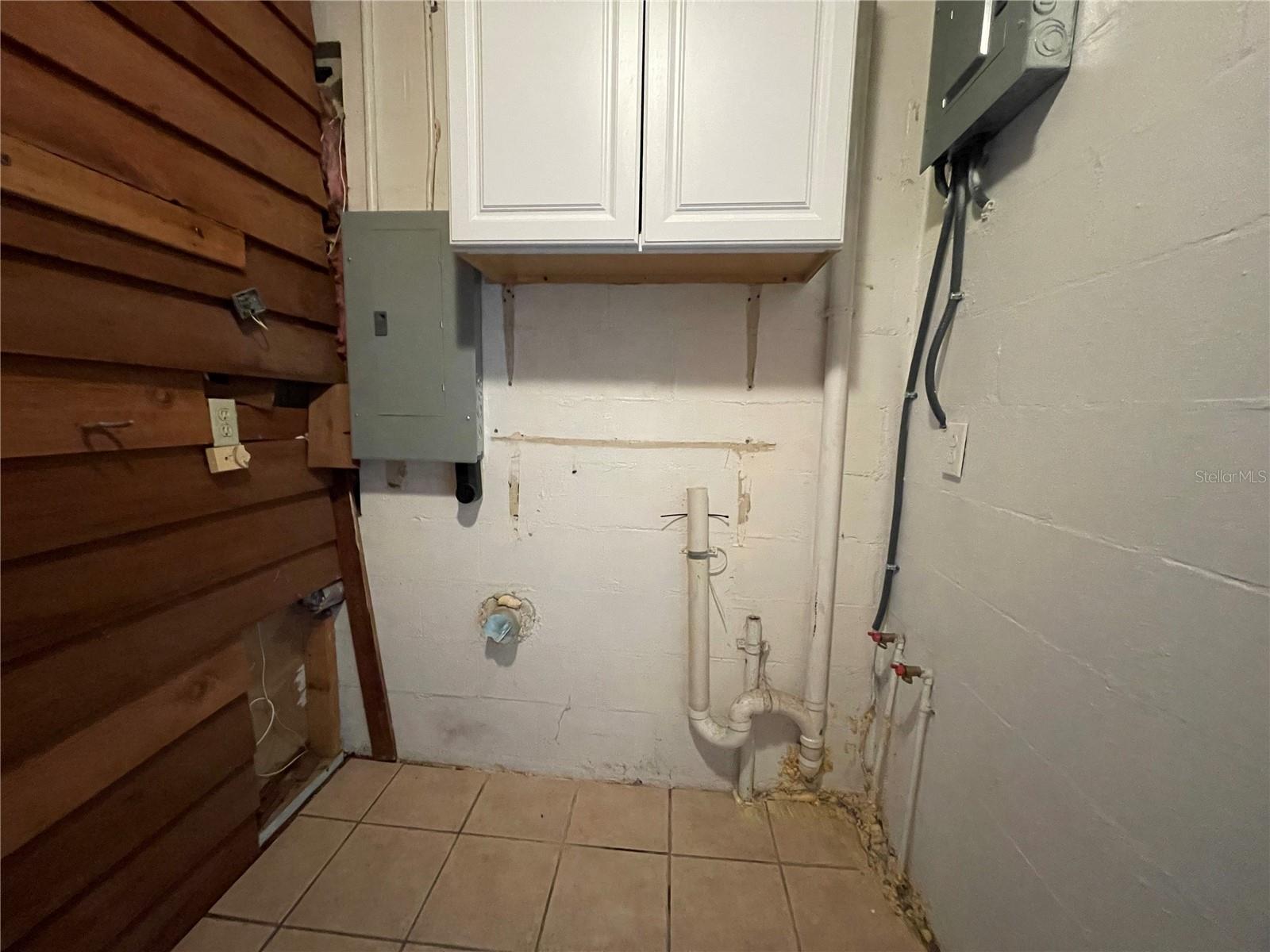 Image 10 of 11 For 384 Terry Lane