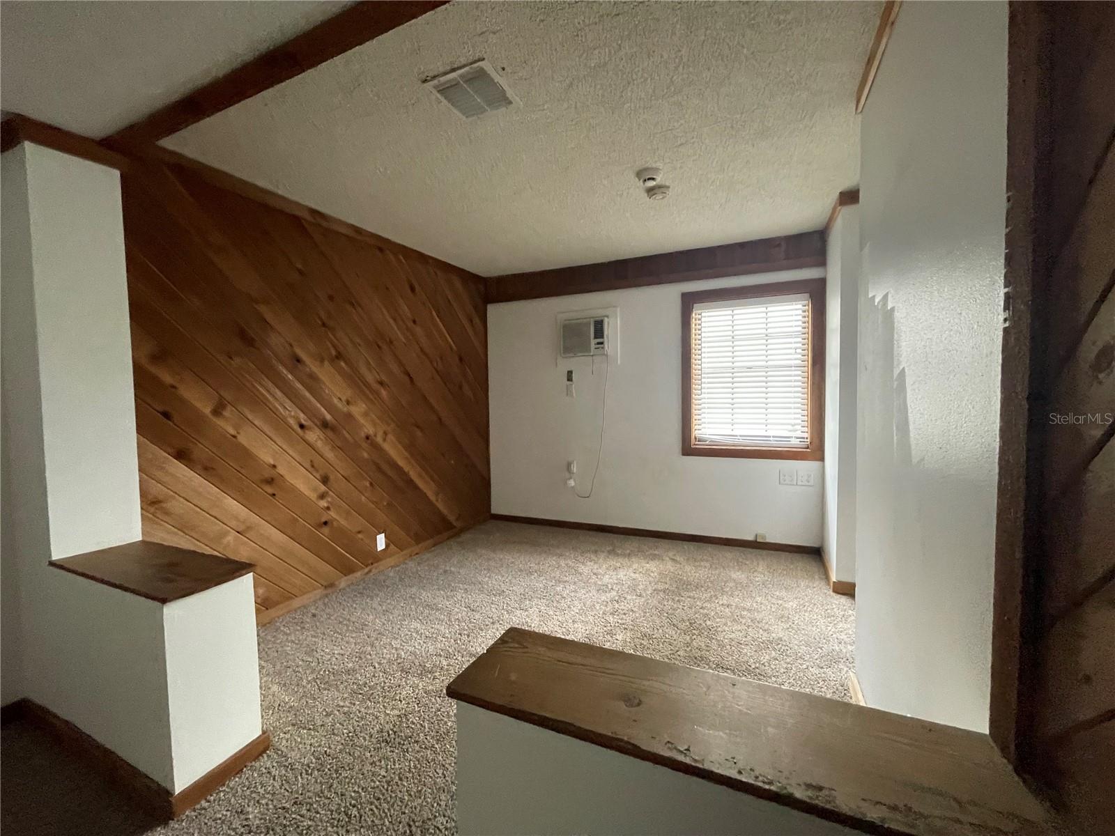 Image 7 of 11 For 384 Terry Lane