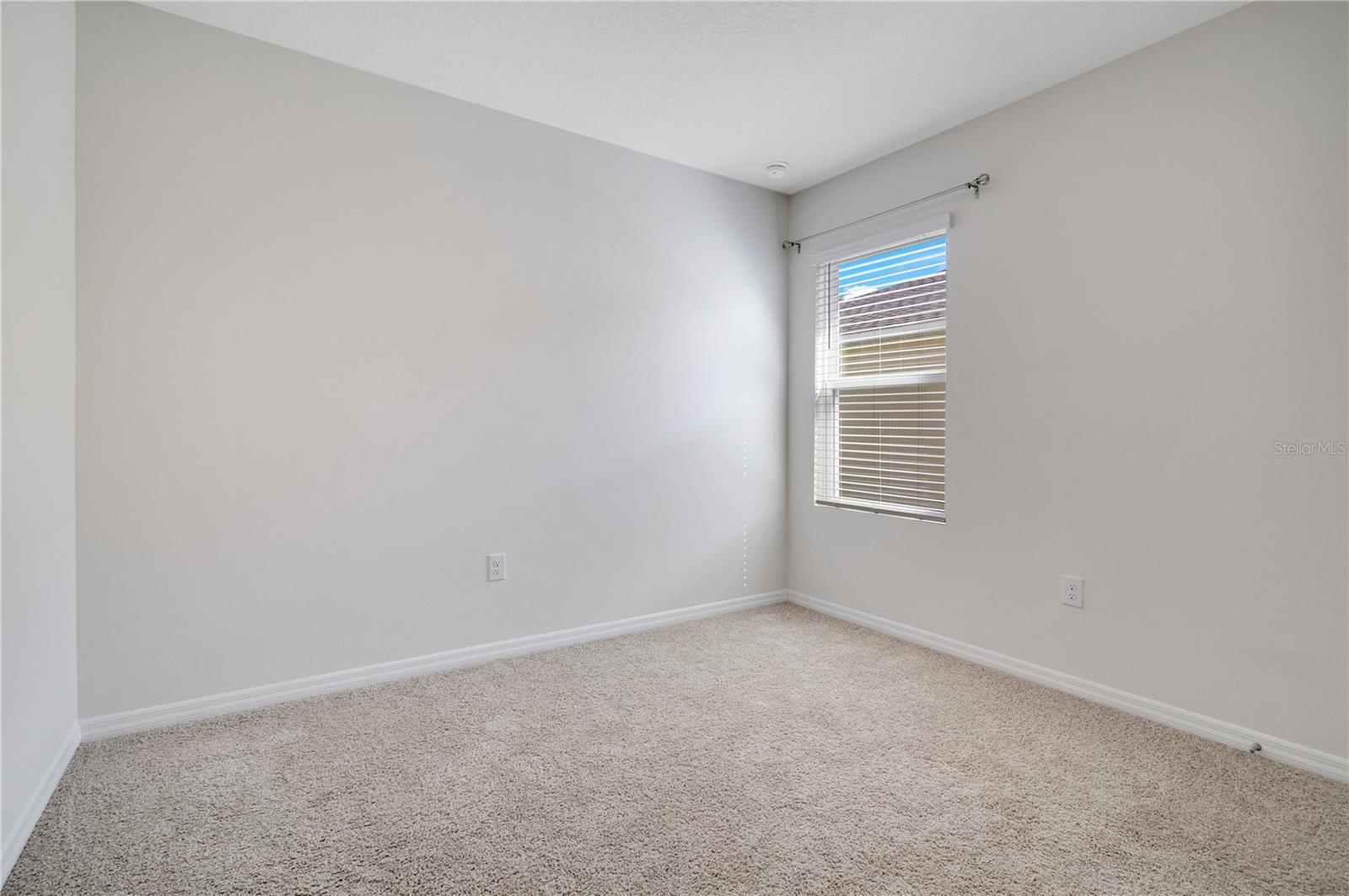 Image 15 of 34 For 2539 Avalon Park Boulevard