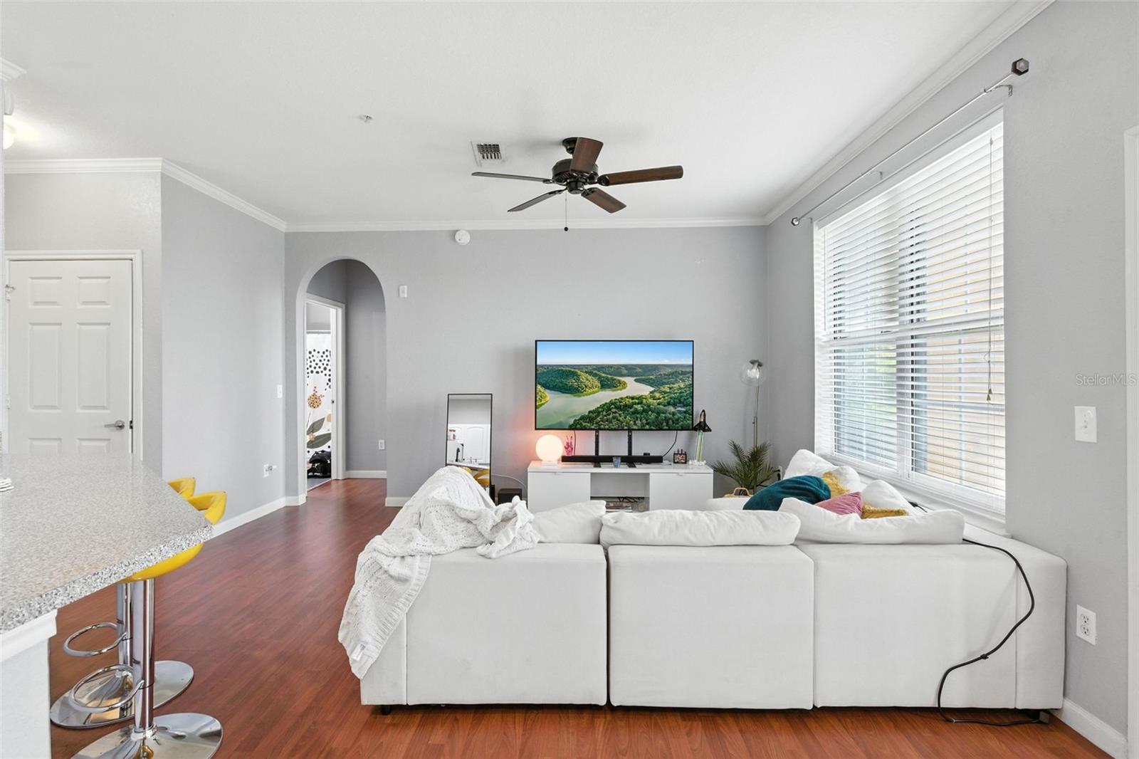 Image 11 of 39 For 860 Orange Avenue 177