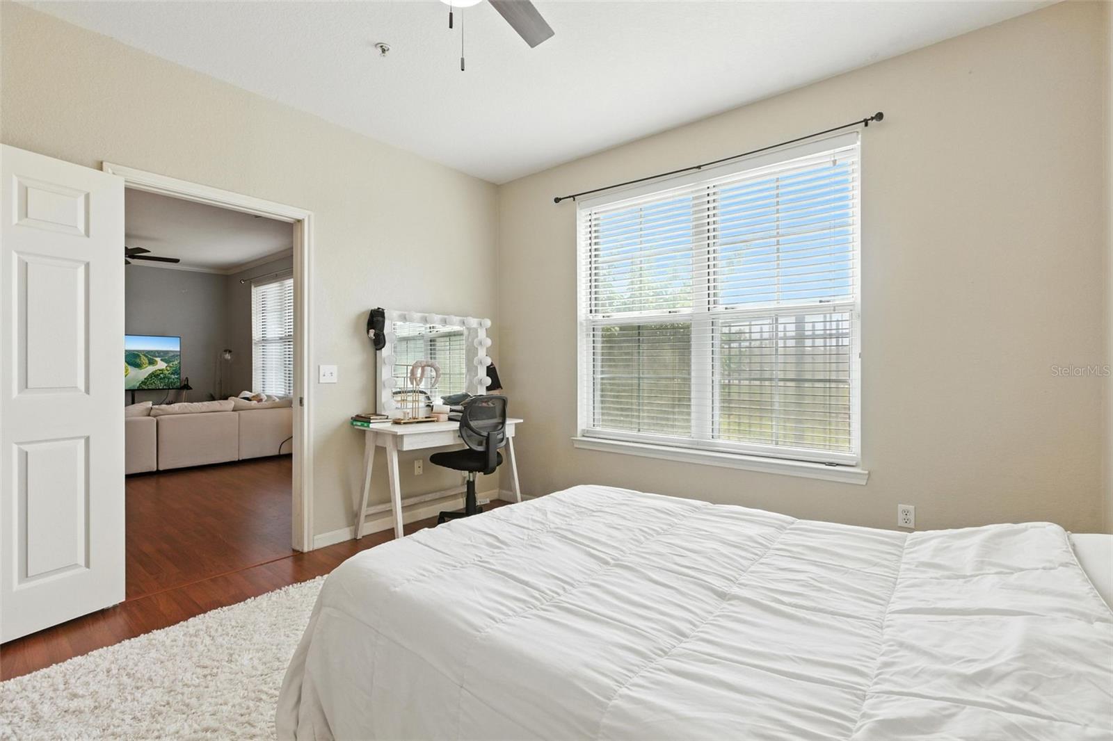 Image 15 of 39 For 860 Orange Avenue 177