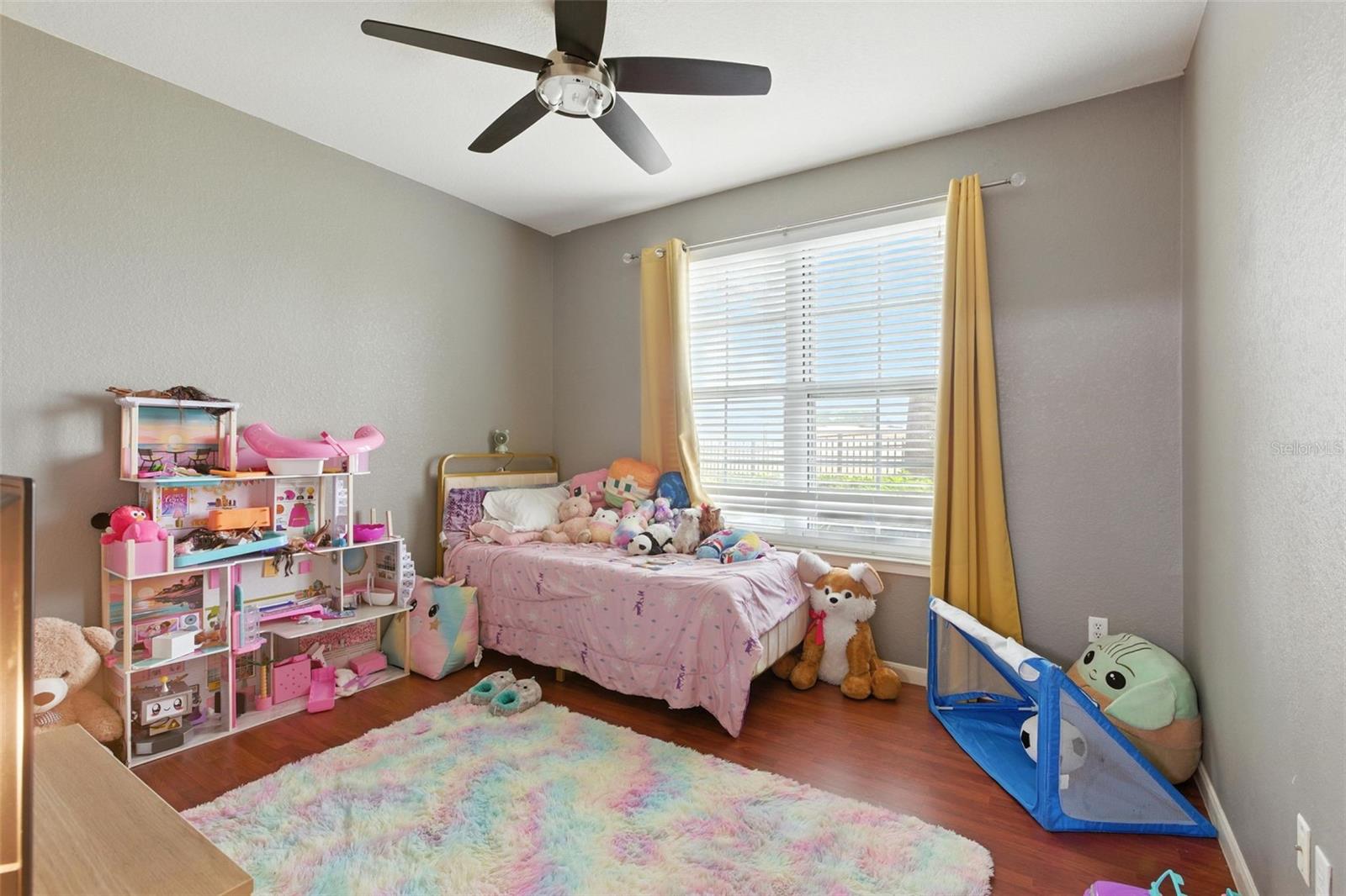 Image 17 of 39 For 860 Orange Avenue 177