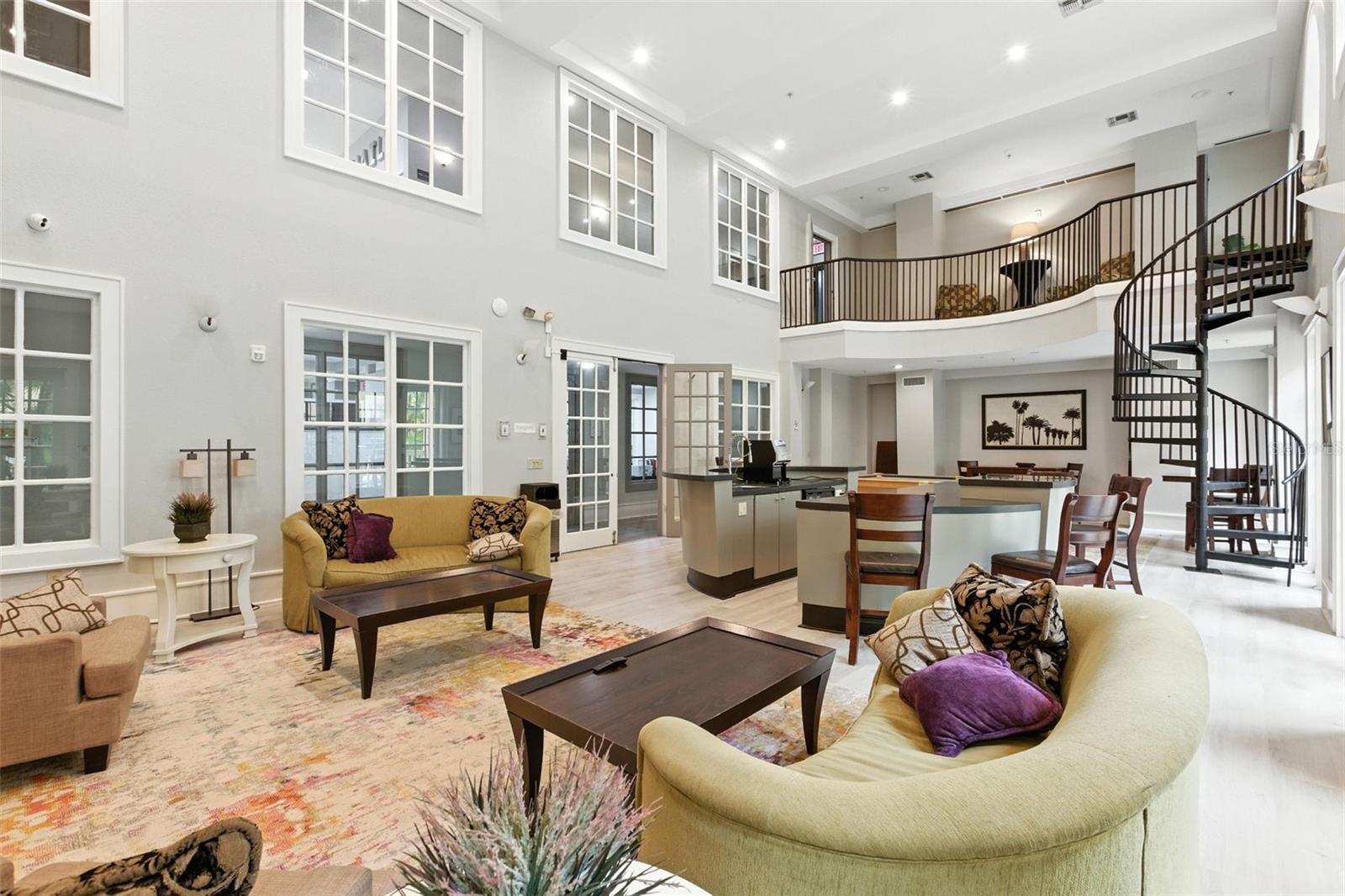 Image 22 of 39 For 860 Orange Avenue 177