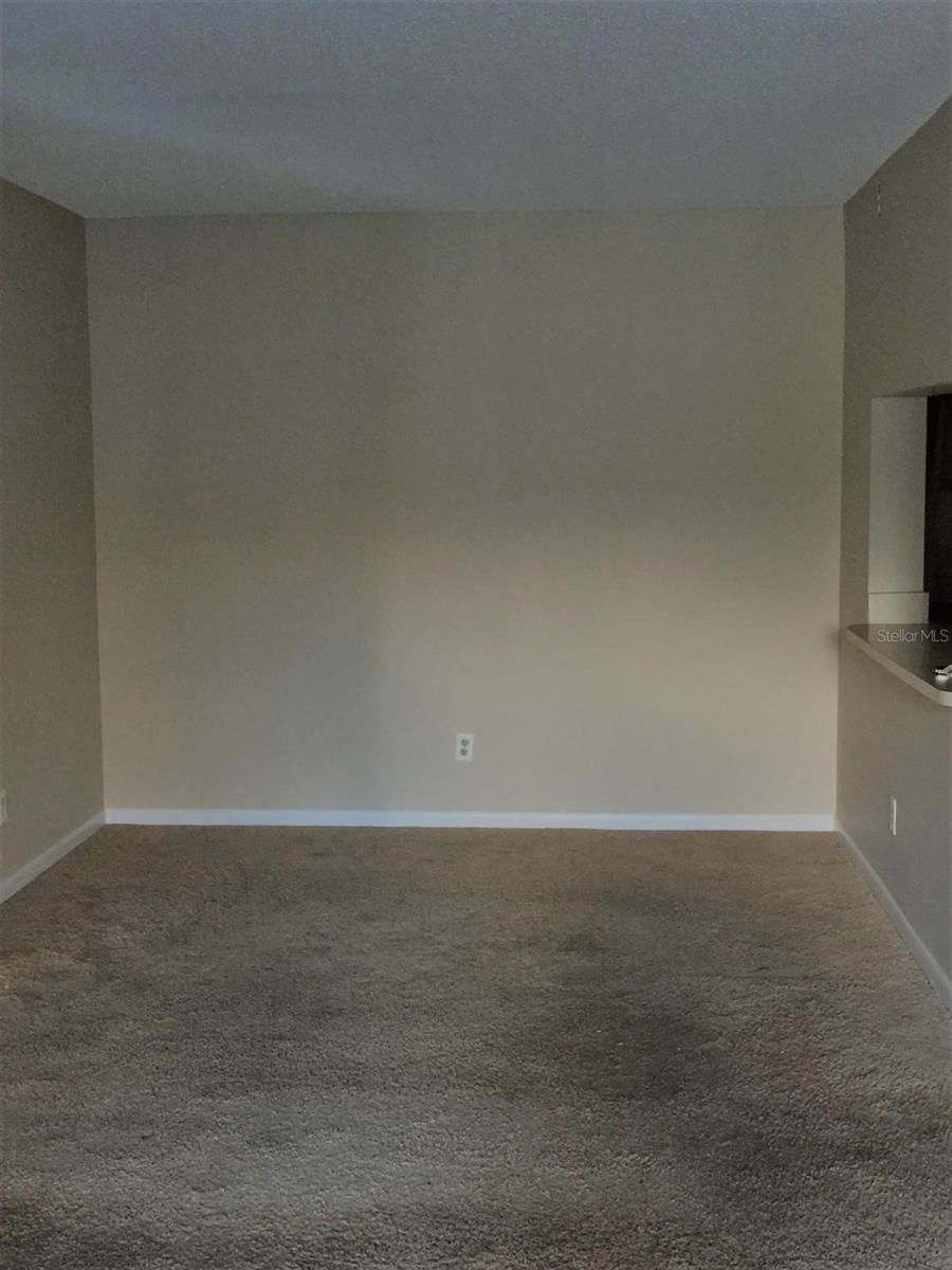 Image 7 of 13 For 1627 Pine Ridge Circle 1627