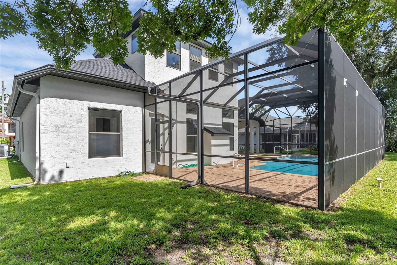 Image 42 of 44 For 102 Evans Drive