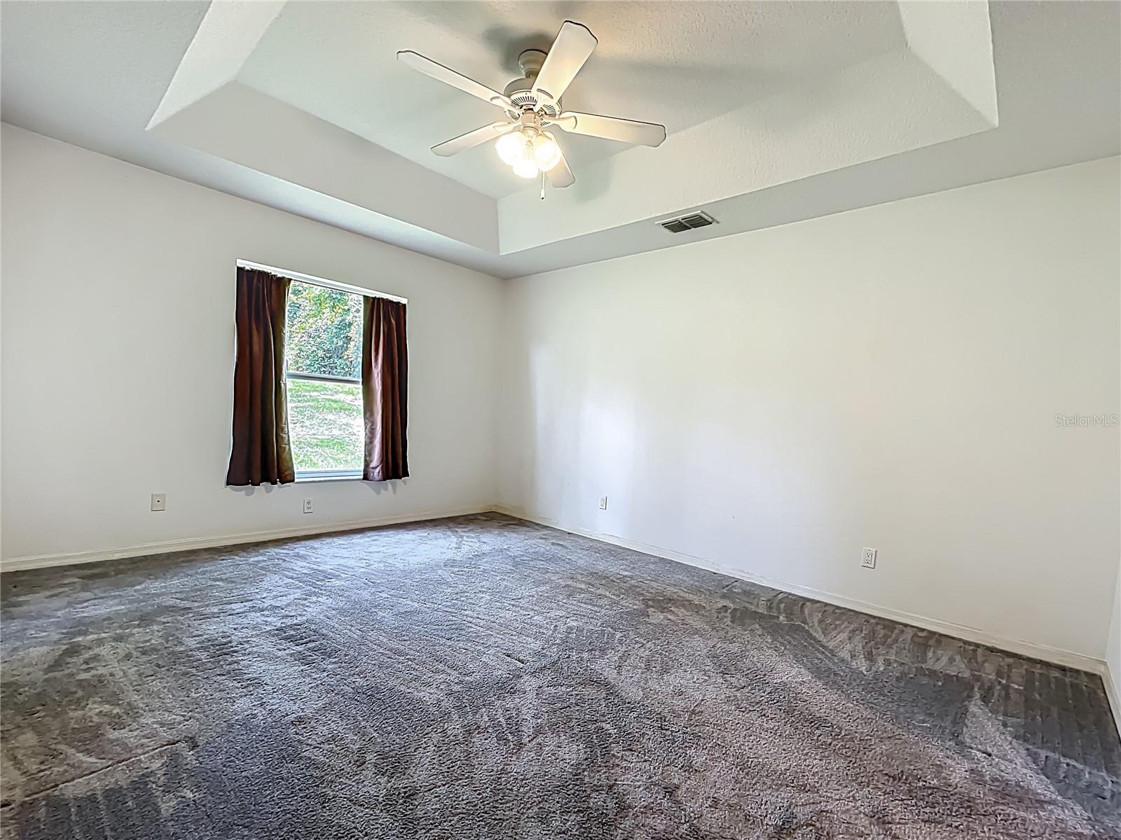 Image 23 of 50 For 16634 Pine Timber Avenue