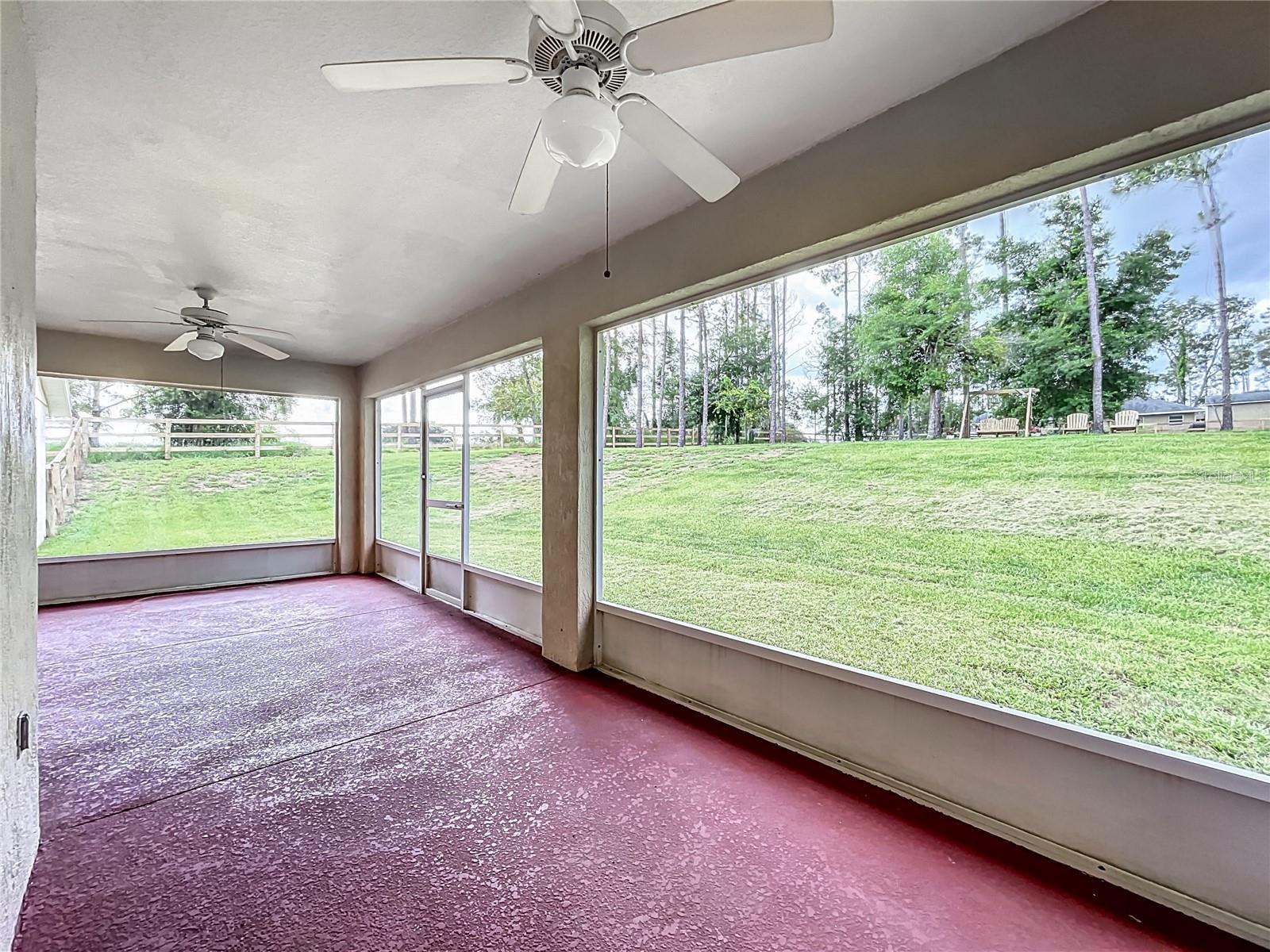 Image 39 of 50 For 16634 Pine Timber Avenue