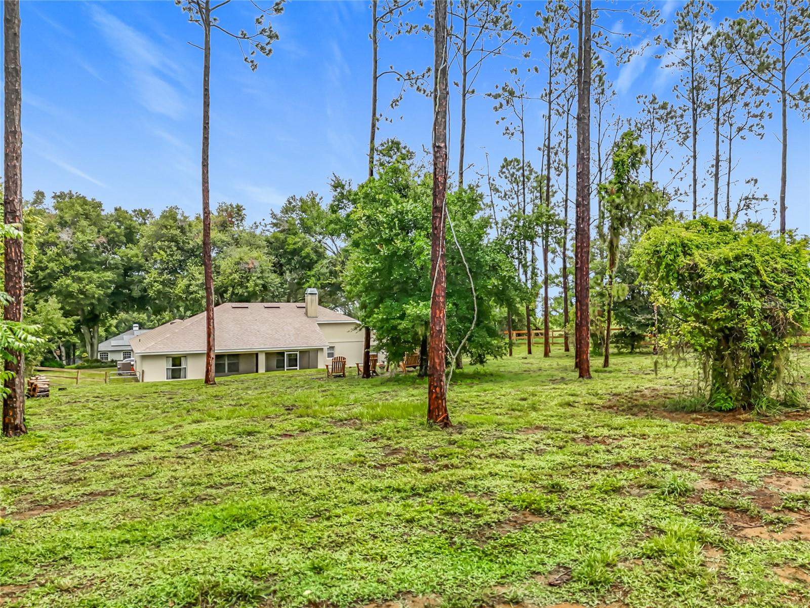 Image 41 of 50 For 16634 Pine Timber Avenue