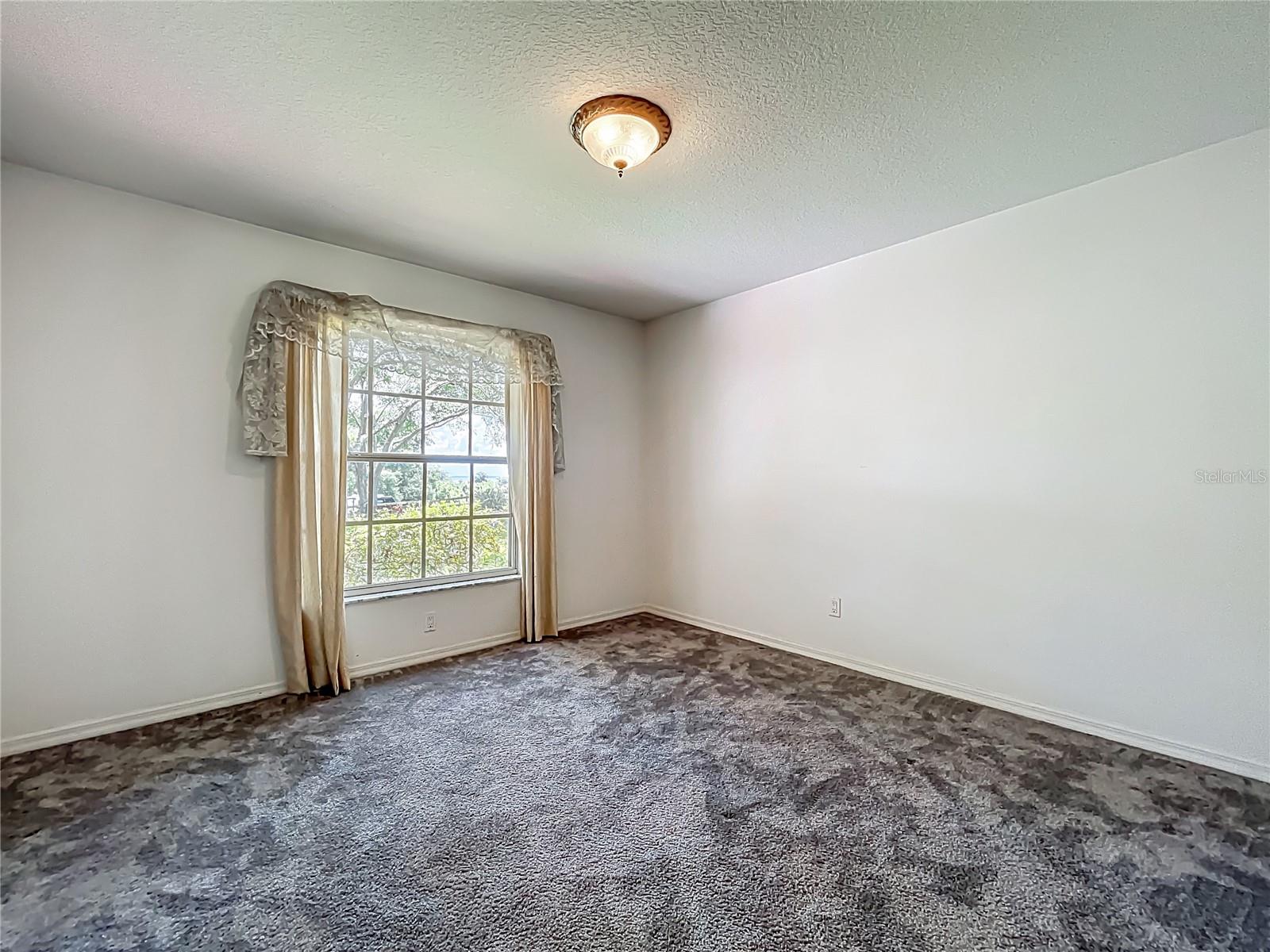 Image 9 of 50 For 16634 Pine Timber Avenue